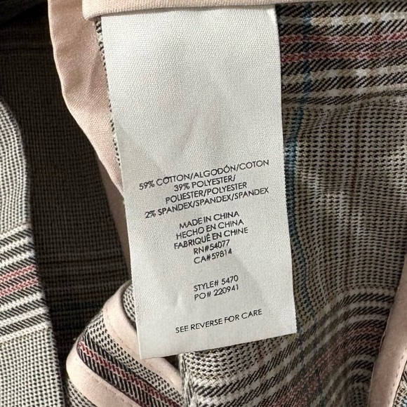 Cabi Gray Pink Plaid Boxy Oversized Blazer Size 0 Academia Business Fall City - Picture 7 of 7
